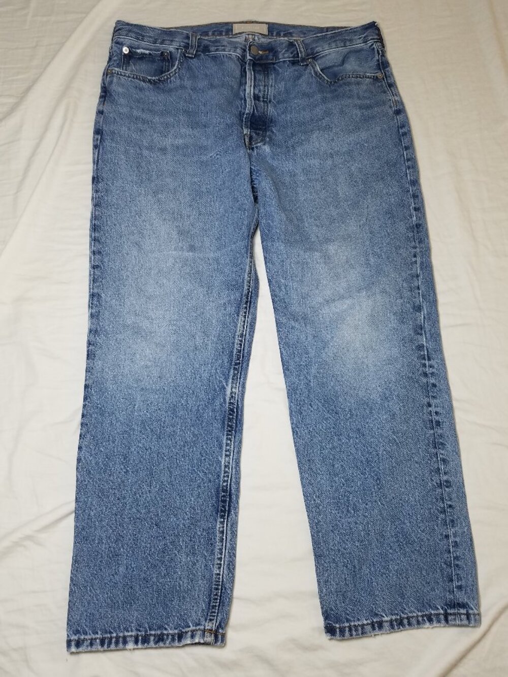 Everlane organic 31 cropped short jeans